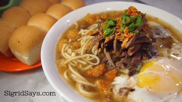 batchoy with egg - Super Batchoy House - Bacolod batchoy - Bacolod restaurants - Bacolod blogger - food blogger- Pinoy delicacies - Pinoy comfort food - special batchoy