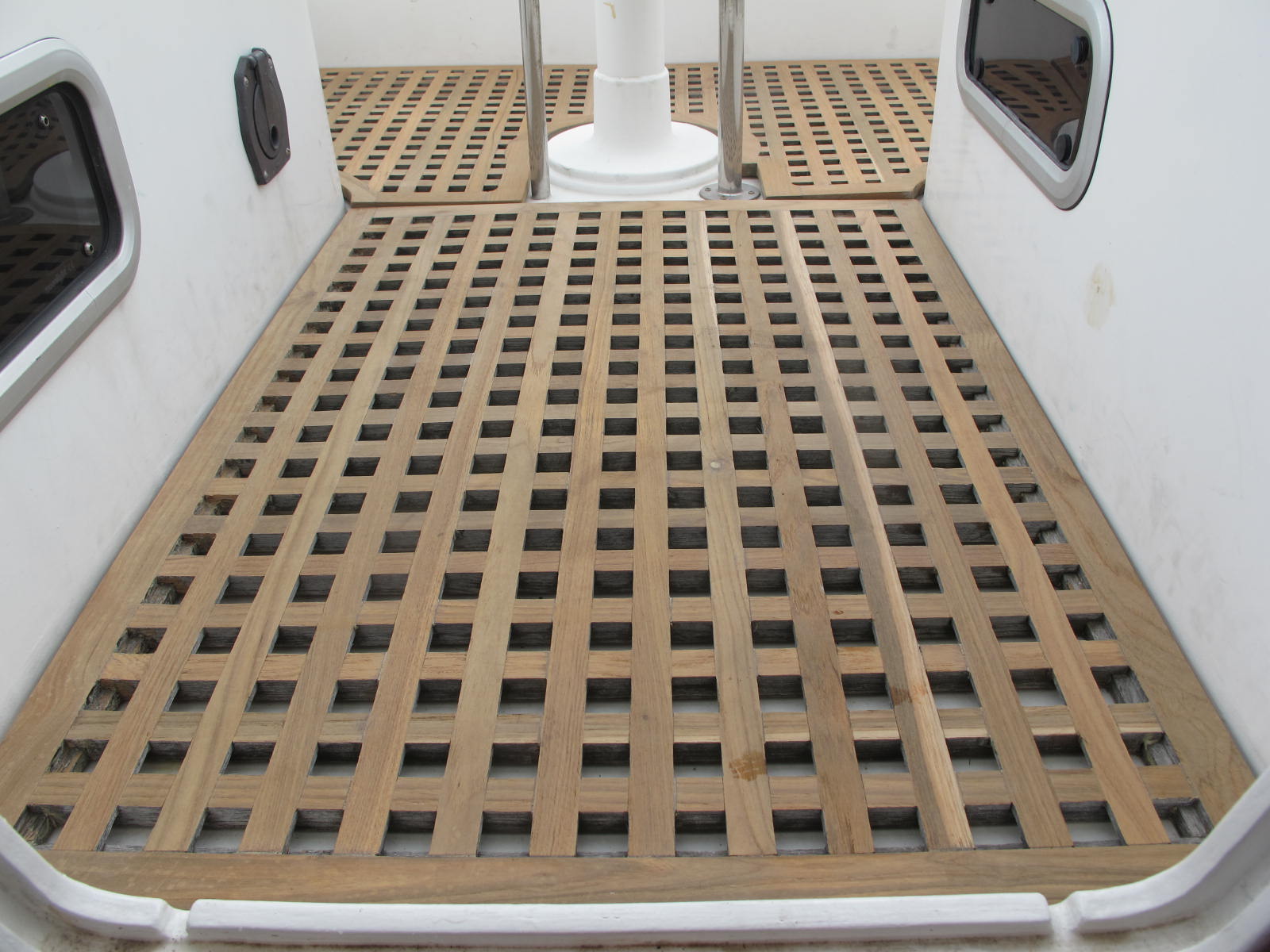 CKD Boats Roy Mc Bride Great times, teak grating