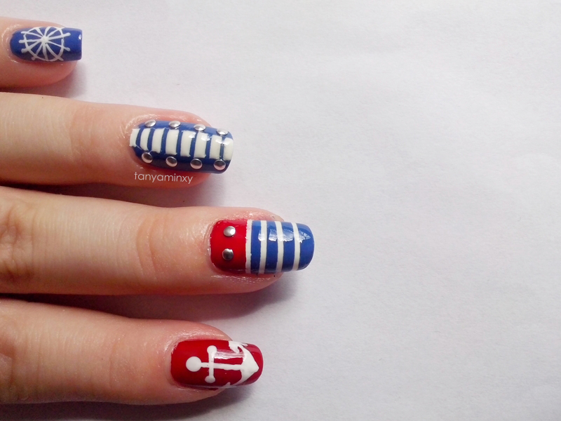 Navy Nautical Marine Nails