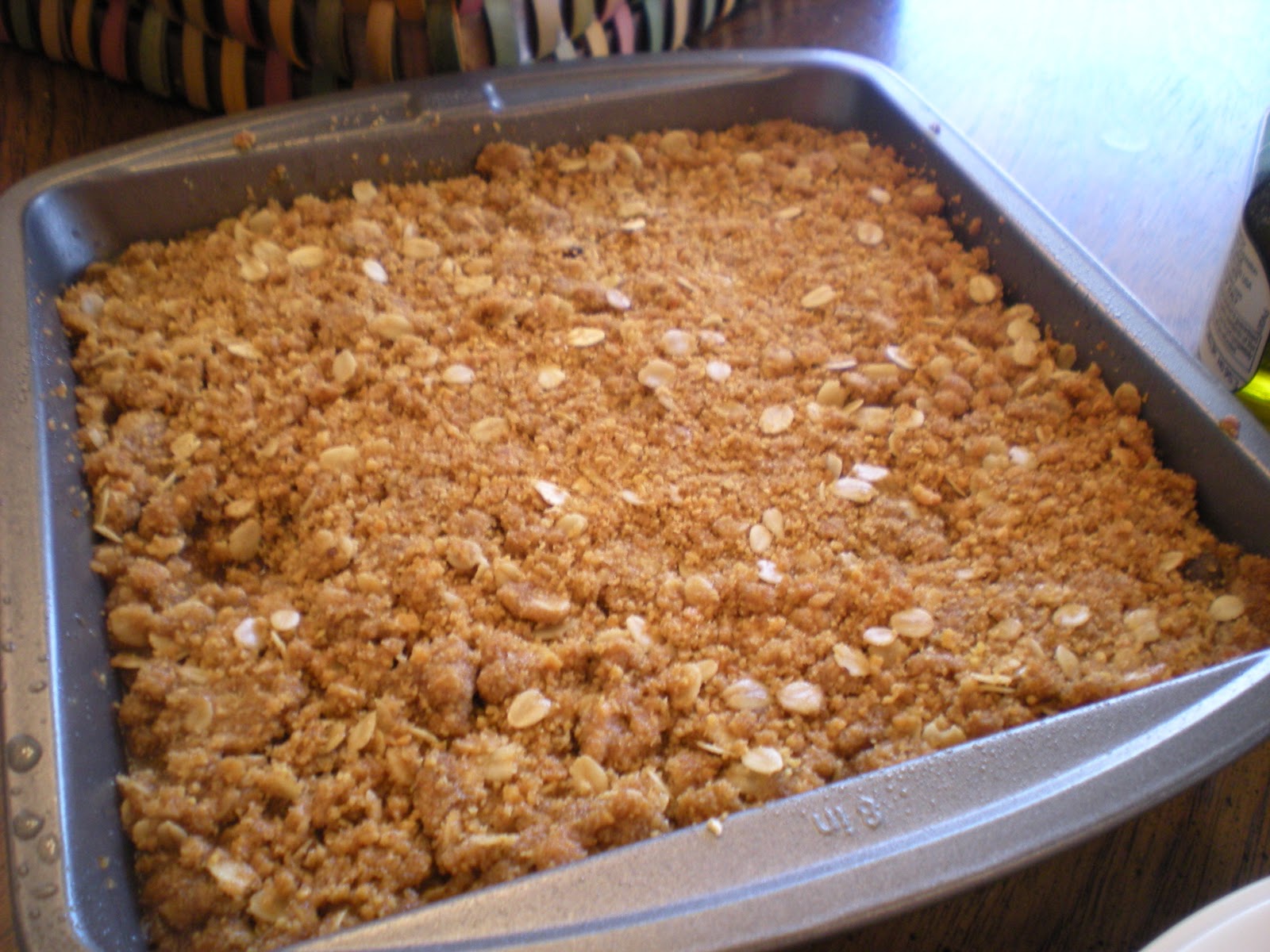 Feeding the Frugal Family Easy peasy applesauce crisp