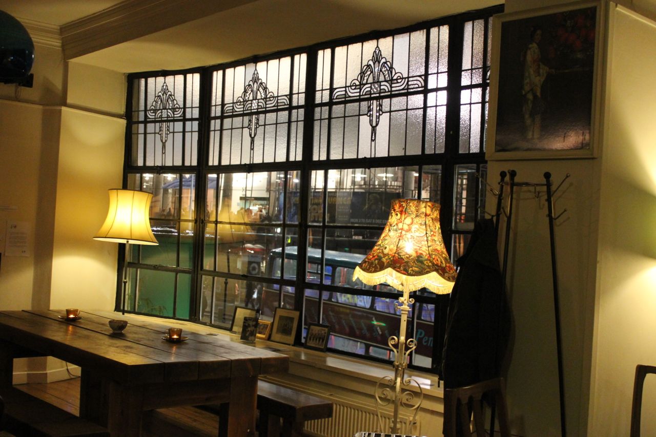 Green Gourmet Giraffe Edinburgh cafe Spoon