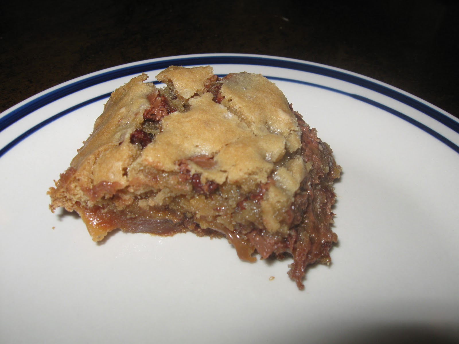 Sisters' Sweet Tooth Chocolate Chip Salted Caramel Cookie Bars