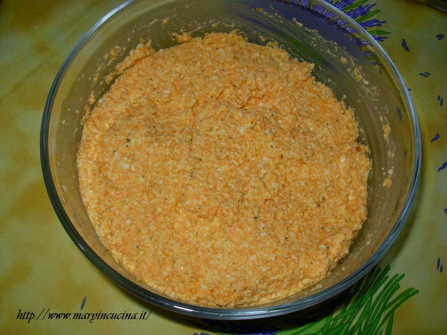 mousse di carote e noci di macadamia