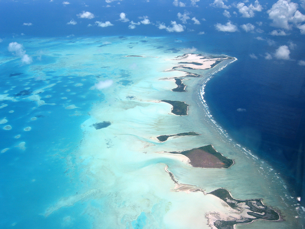 KUALA SKYLAB KIRIBATI PHOTO. GILBERT ISLANDS ATOLLS.