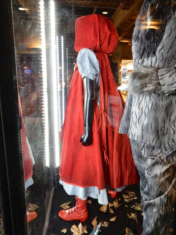 Hollywood Movie Costumes and Props Johnny Depp's Wolf costume and