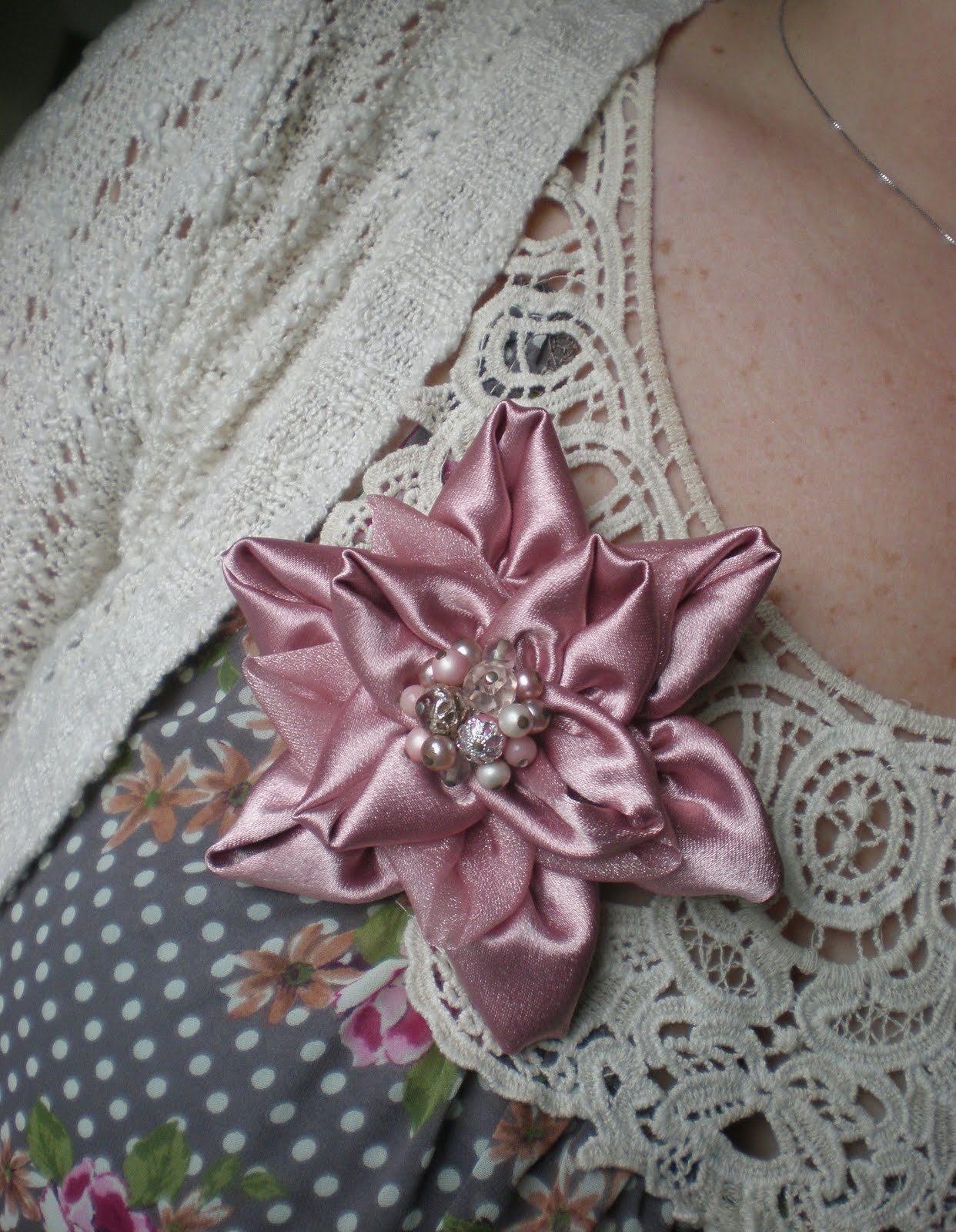 Flower Brooch Tutorial