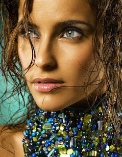 Nelly Furtado Height And Weight Celebritiesheight Height