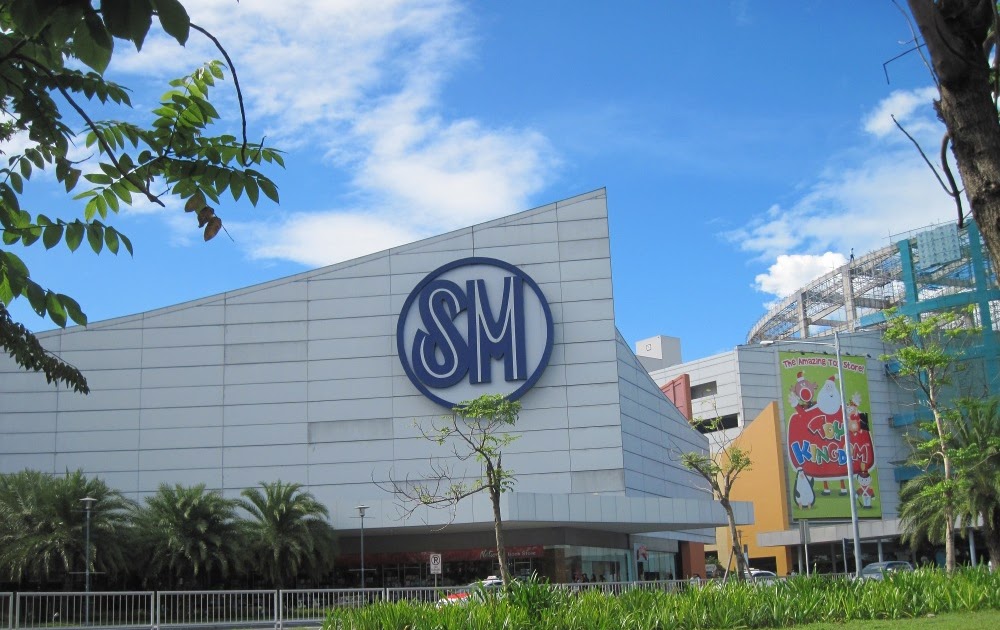 Mike Pua's Blog: Ice Skating at SM Mall of Asia