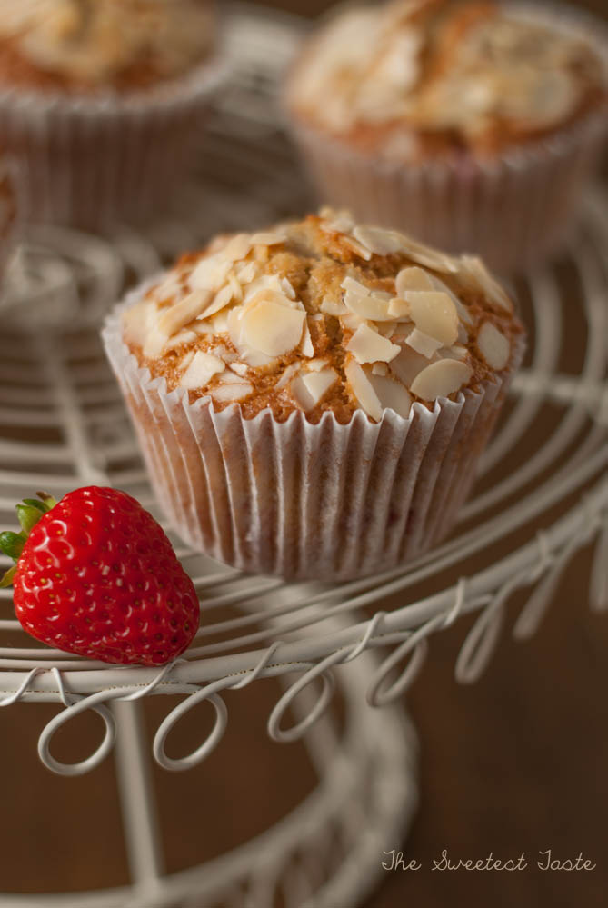 The Sweetest Taste Muffins de fresas y almendra