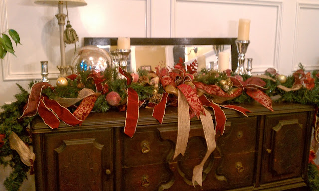 Decor You Adore: Mantels, Garlands &amp; Vignettes-a quick way to add some