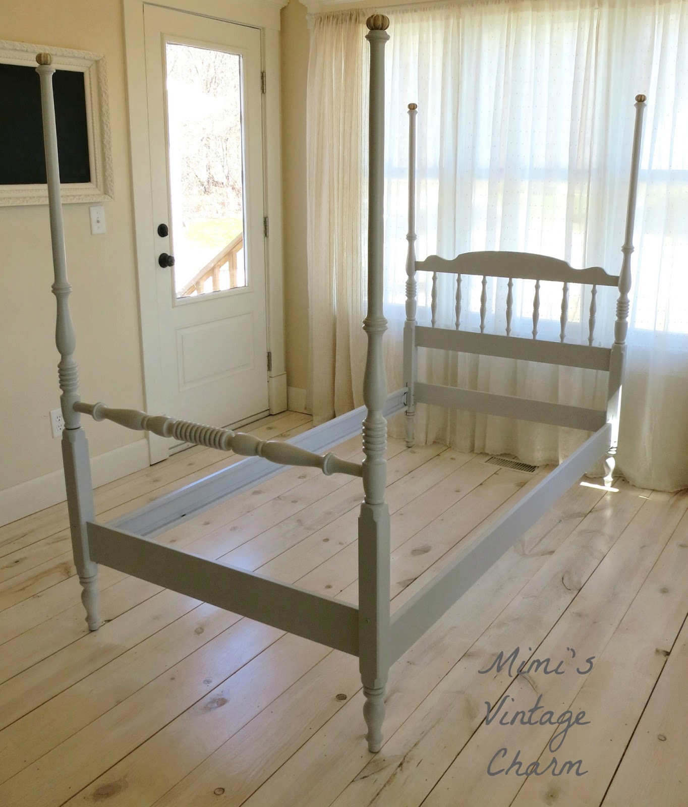 Mimi's Vintage Charm... Vintage Ethan Allen Twin Bed Frame...