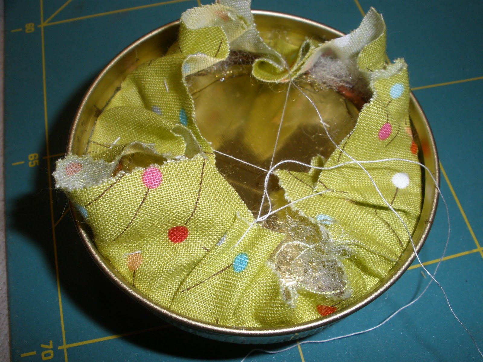 [Amy's] Crafty Shenanigans Jam jar pin cushion tutorial