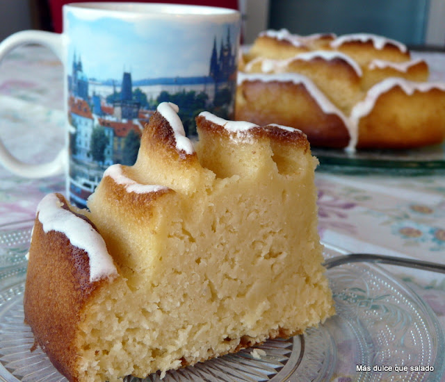 Más dulce que salado Bundt Cake de Coco, Limón y Queso Quark. Coconut