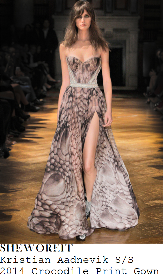 nicole-scherzinger-taupe-beige-crocodile-snakeskin-print-strapless-gown-x-factor-big-band-week-results-show nicole-scherzinger-crocodile-snakeskin-print-strapless-gown-x-factor-big-band-week-results-show