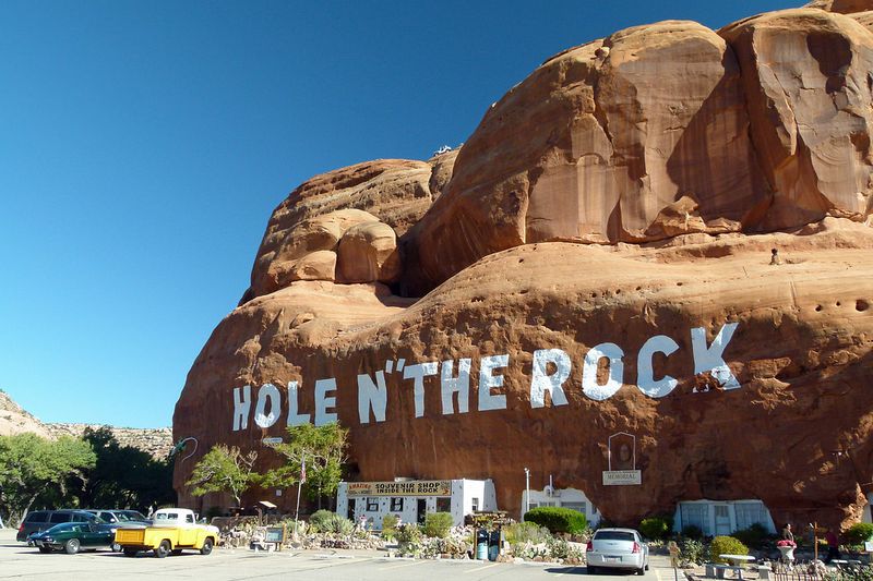 hole-n-the-rock-7