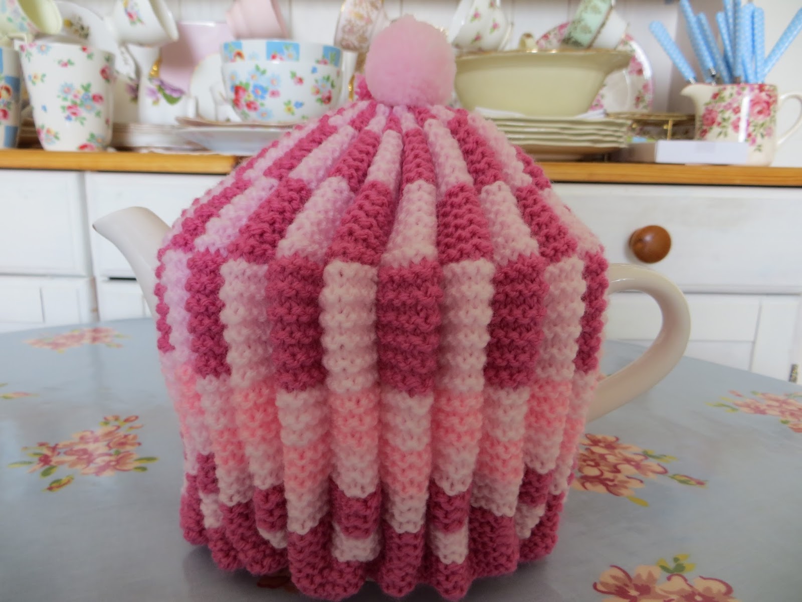Shortbread & Ginger Retro Knitted Tea Cosies