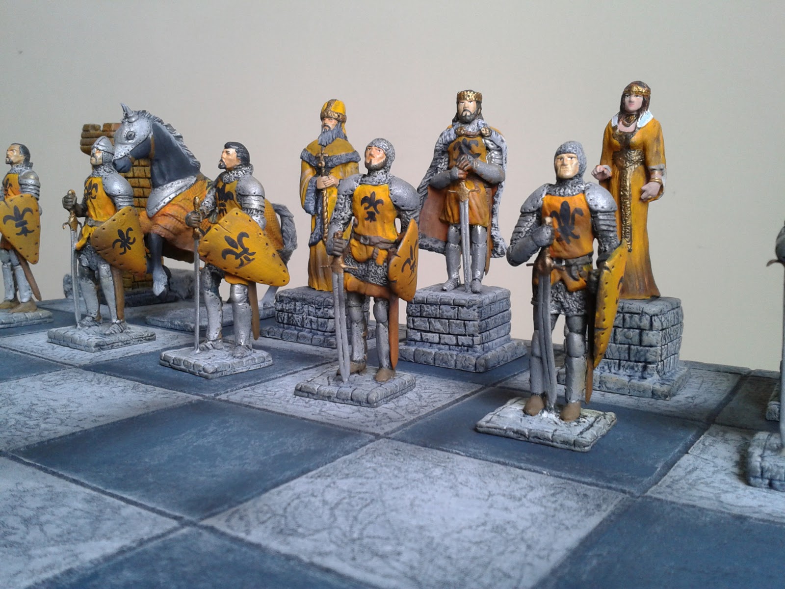 Osmar Andrade Miniaturas: Jogo de Xadrez Medieval