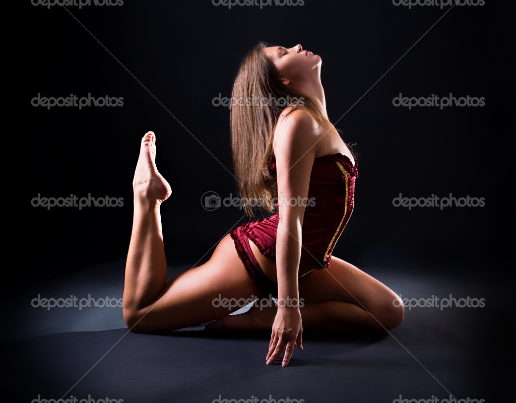 WOMEN's muscular ATHLETIC LEGS especially CALVES - daily update!