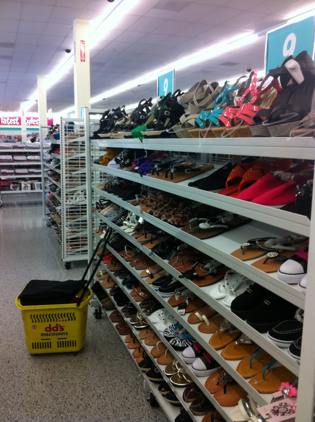 Ashley's Random Blog dd's DISCOUNTS comes to Decatur! Grand Opening