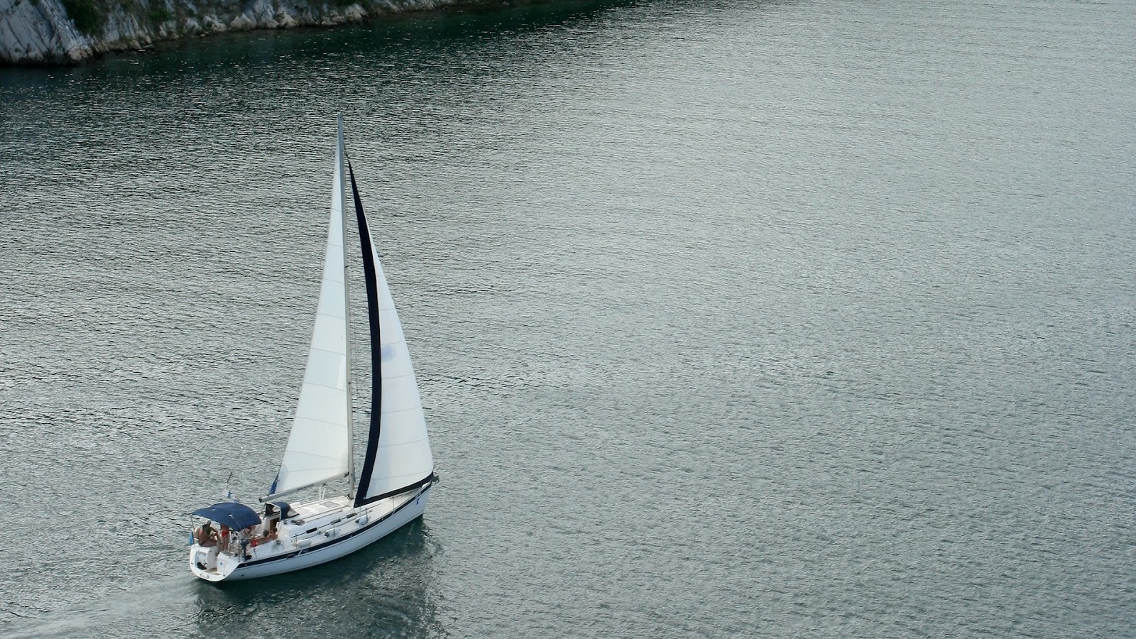 http://4.bp.blogspot.com/-R1r1HirTamo/UDn6eFiowtI/AAAAAAAACsE/CxXBxdY2Mug/s1600/Nature+Wallpapers++05.jpg