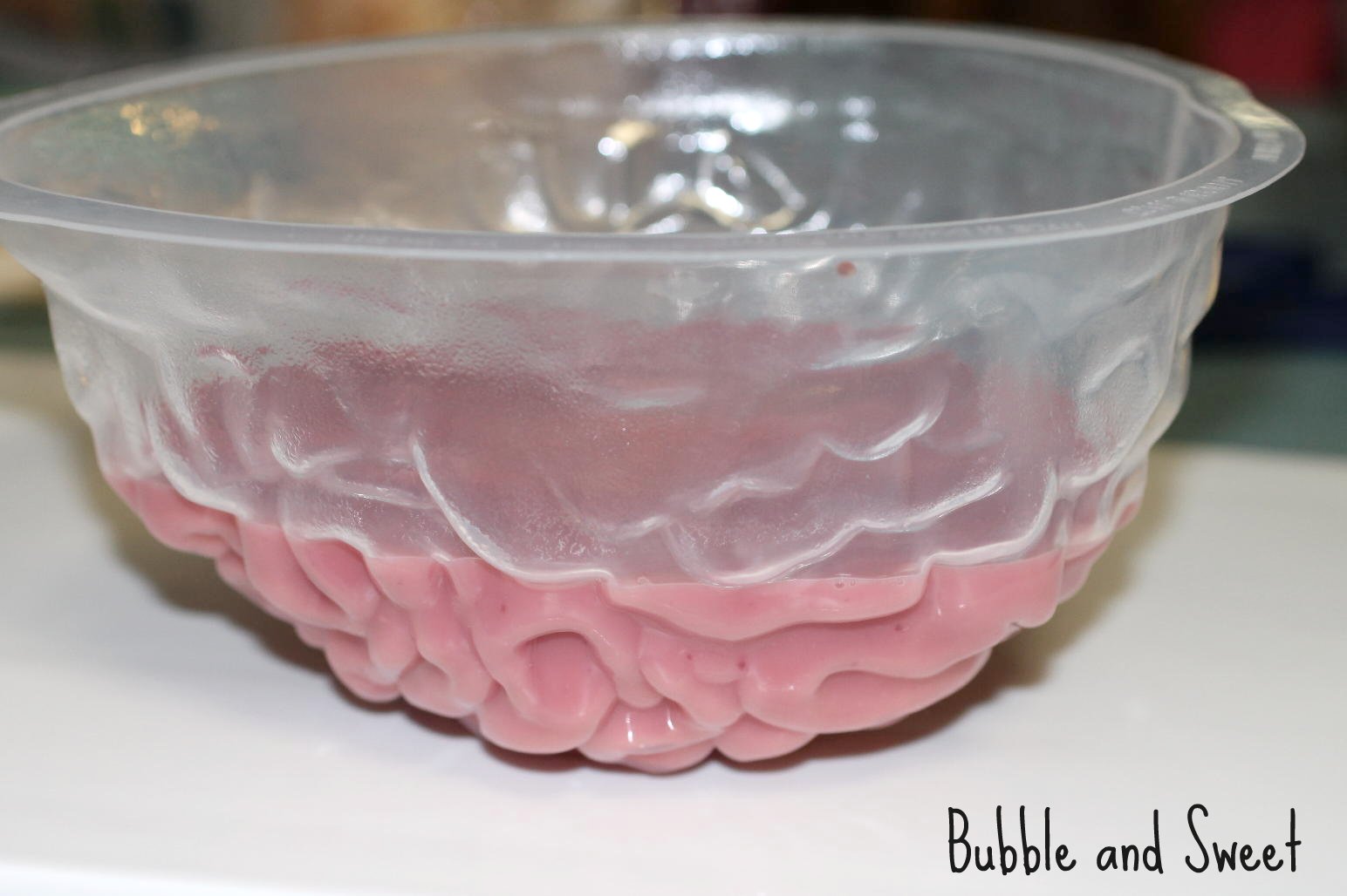 Bubble and Sweet Monkey Brain Cake with Jelly Brain Tutorial