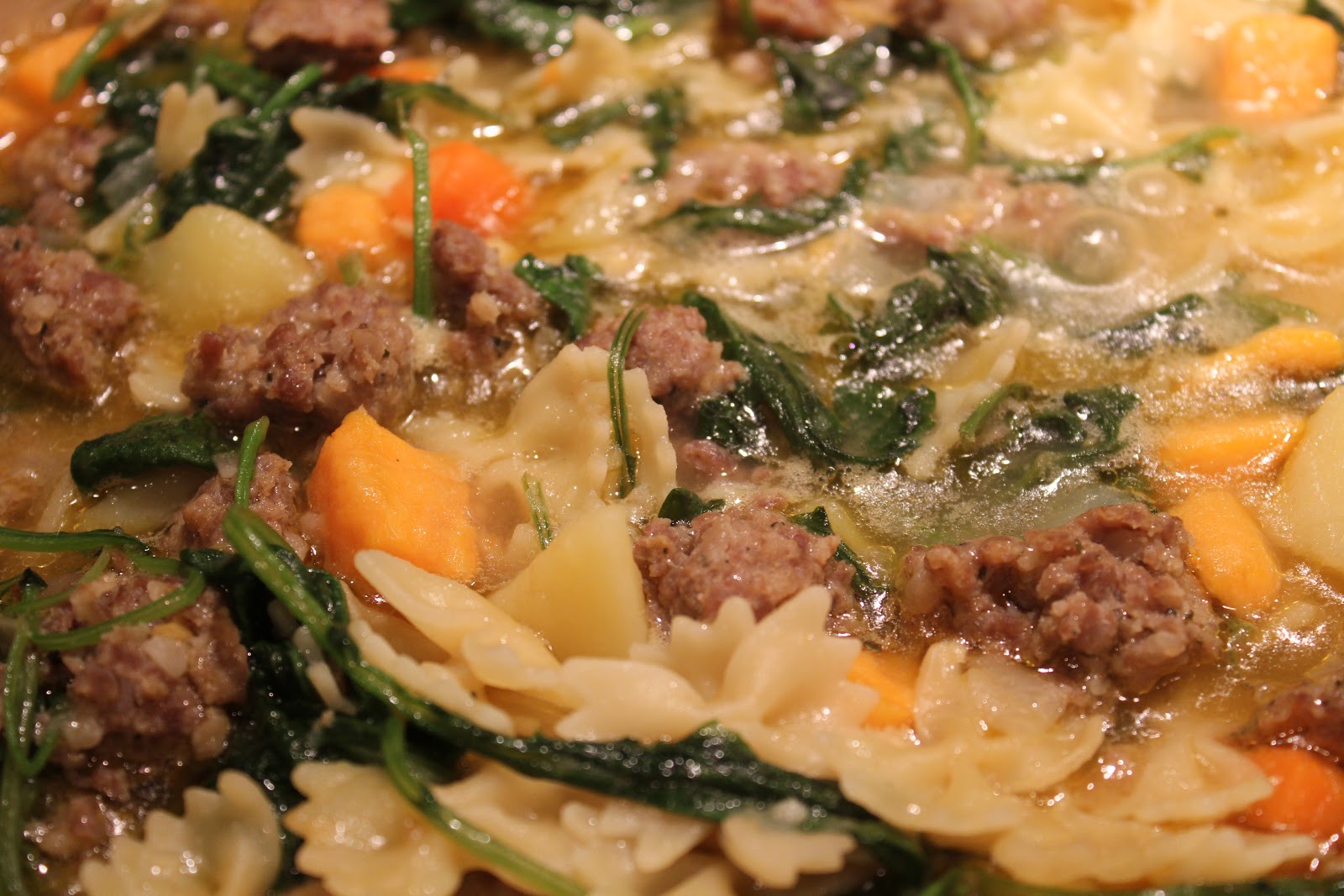 Delicious Dishings Italian Sausage, Potato, And Kale Soup