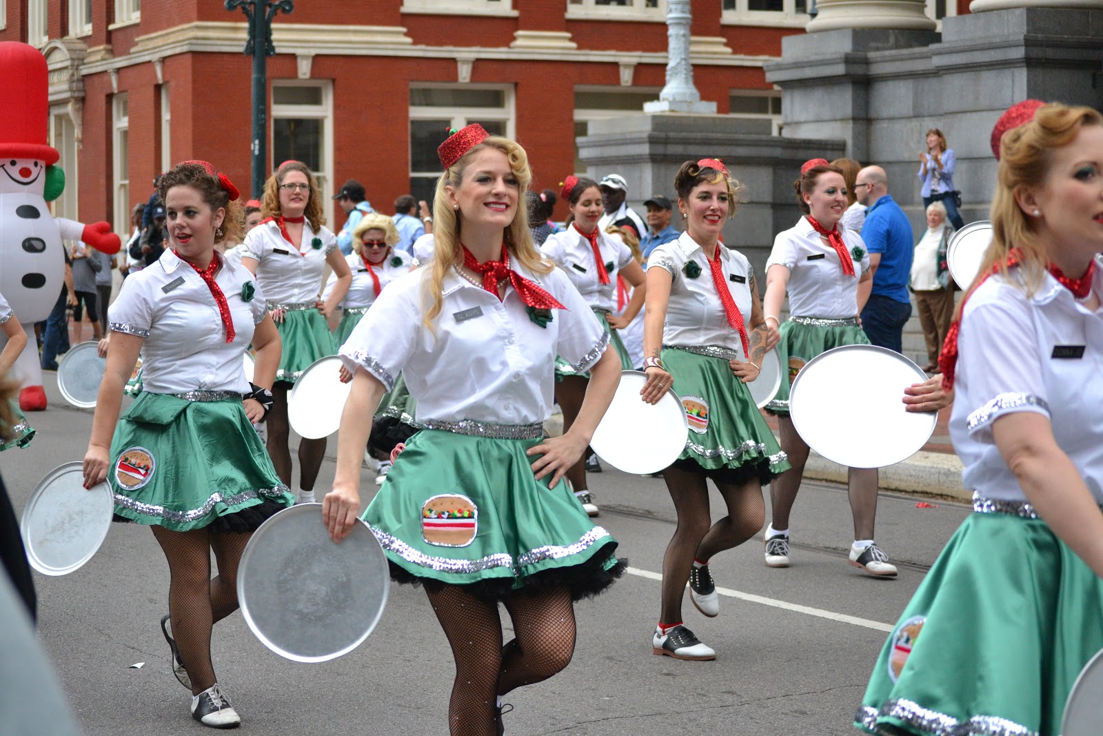 Are they ALL yours?: Our 1st New Orleans Christmas Parade