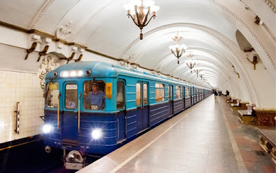 Những ga tàu điện ngầm đẹp như cổ tích ở Nga