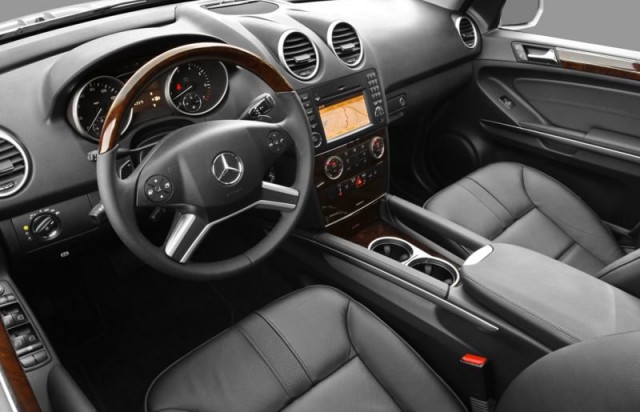 2011 Mercedes-Benz ML350 Mercedes Benz Ml350 Interior. 2011 Mercedes-Benz ML350