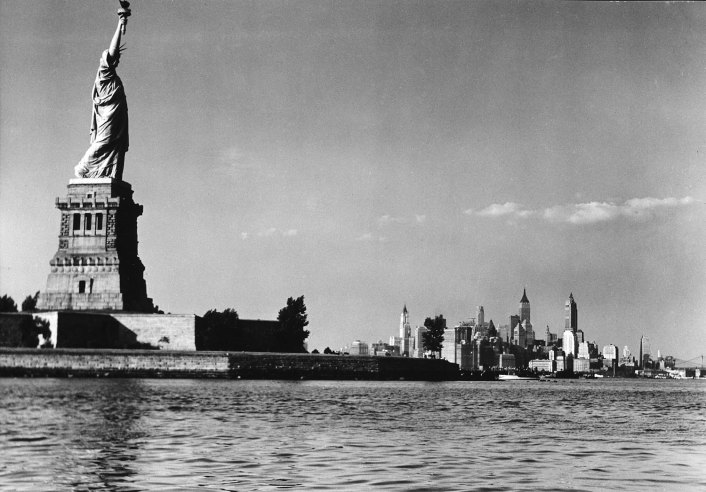 What Did The Statue of Liberty Look Like  in 1939 