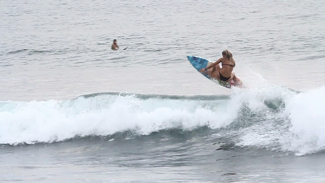 danielle ciminero surfing air
