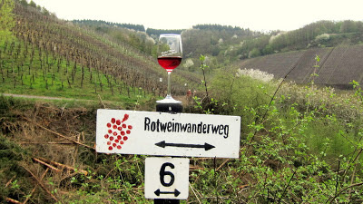 Bew Ahr Er Der Werte Weinfest Dernau 2012