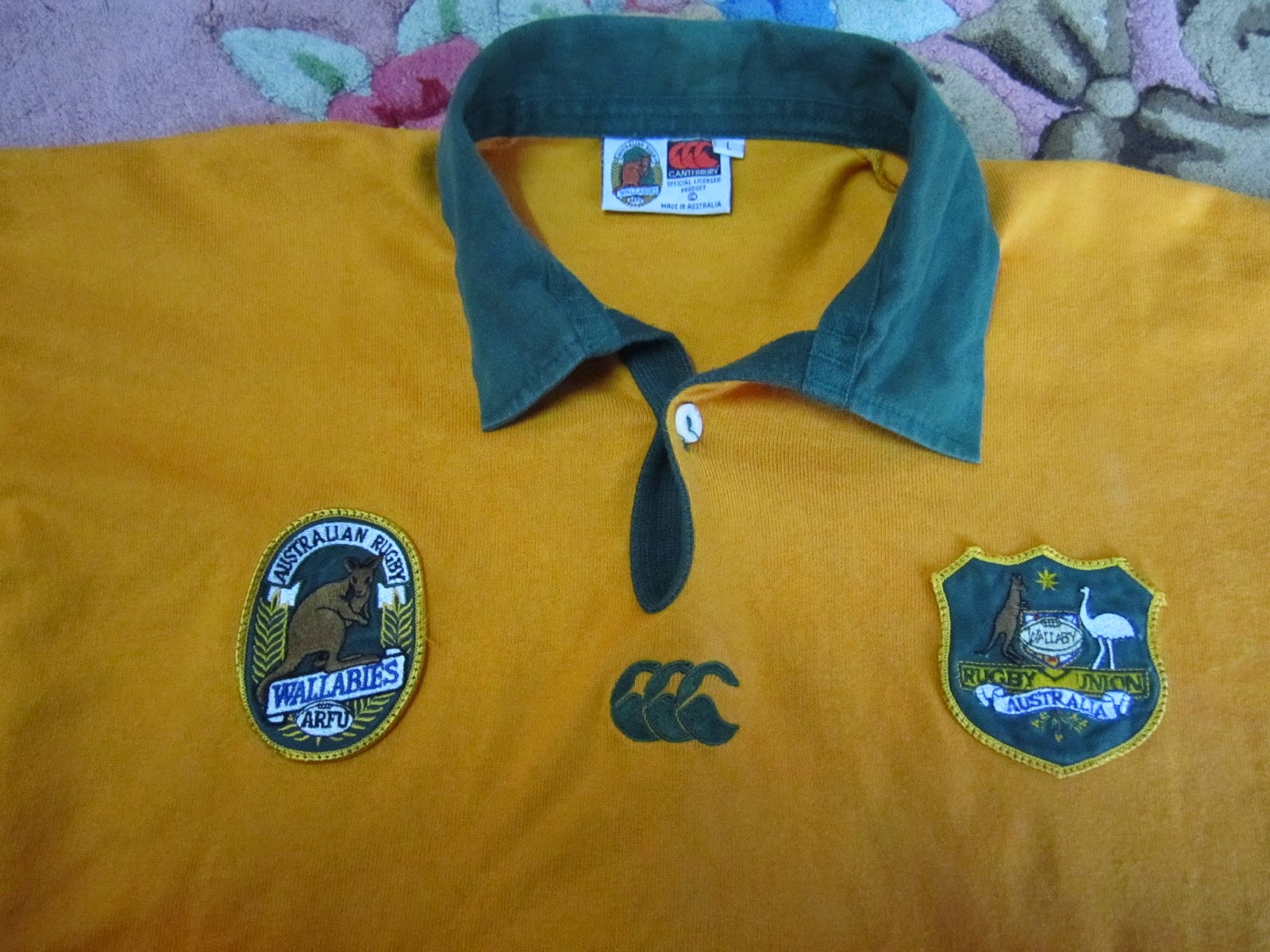 BundleWalla Vintage Australia CCC Home Rugby Jersey 1995