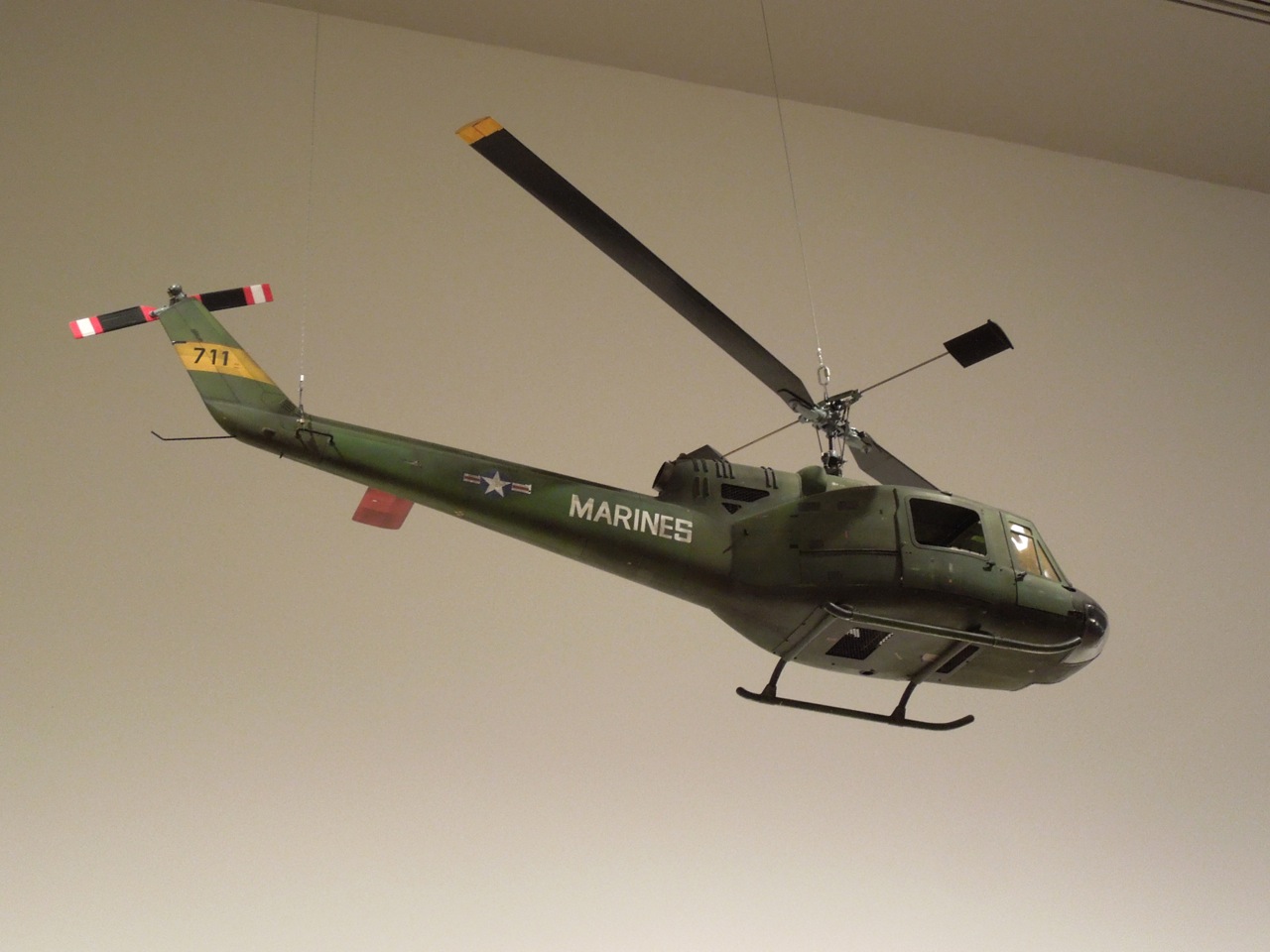 Hollywood Movie Costumes and Props: Full Metal Jacket helicopter model 