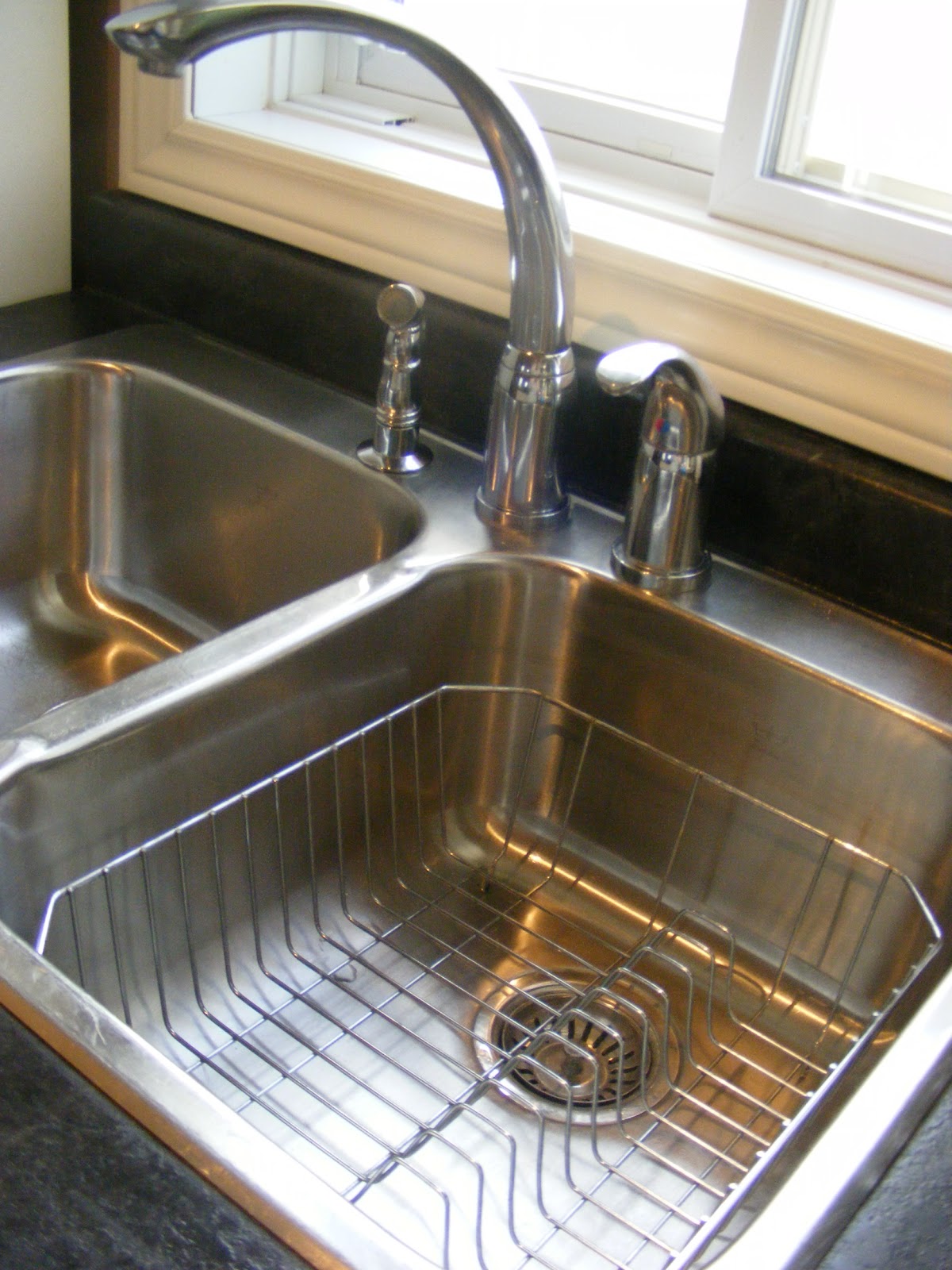 How to Clean and Shine your Sink, Naturally | The Complete ...