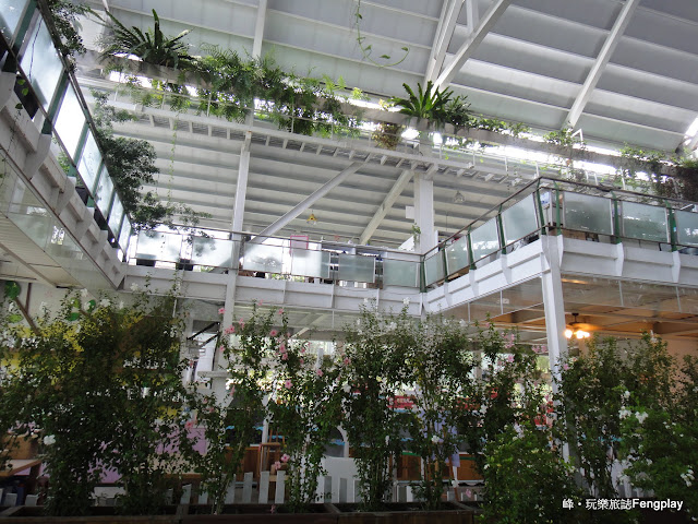 宜蘭｜香草菲菲在玻璃花園浪漫用餐的體驗/吃buffet/賞花草