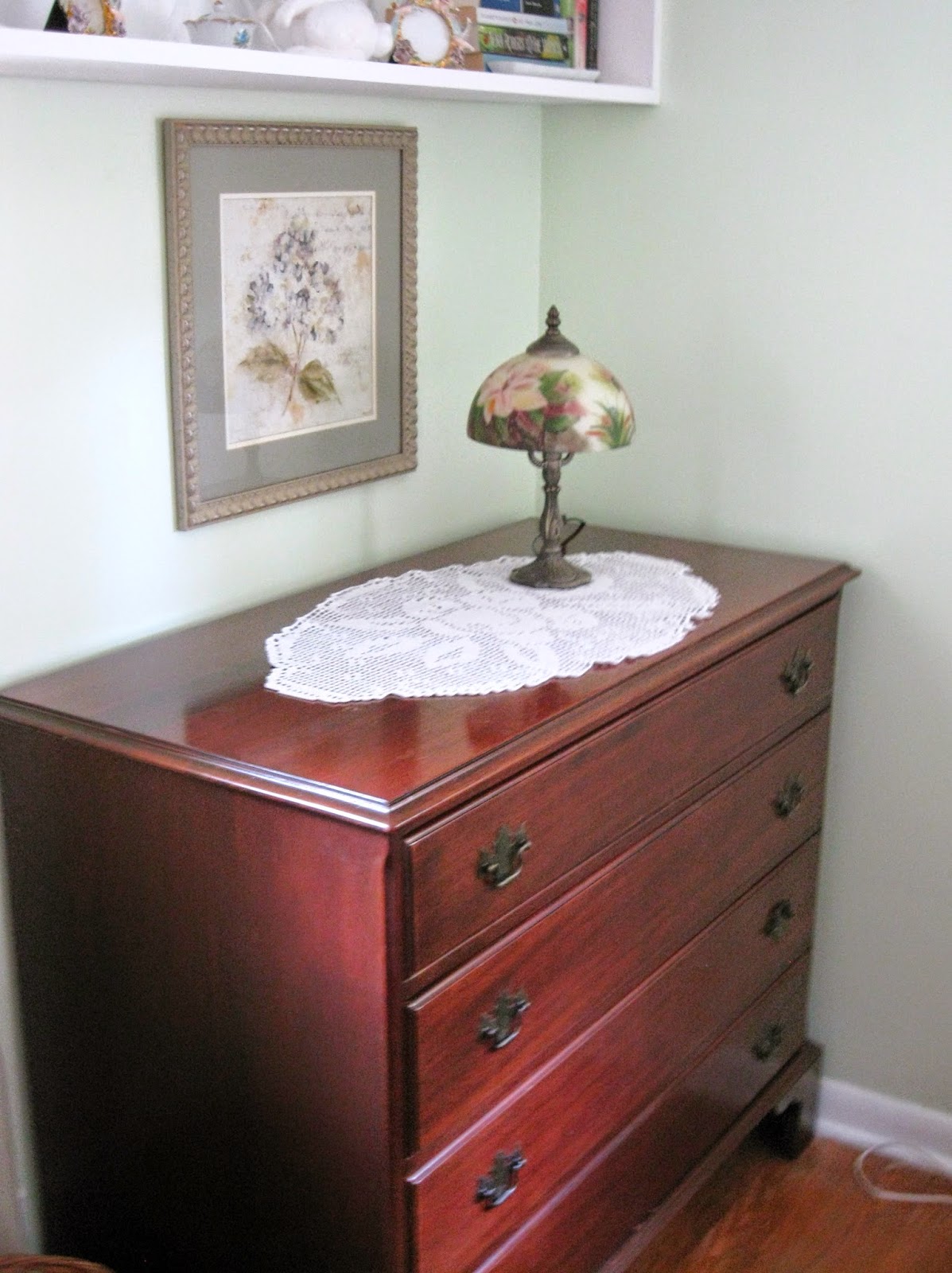 Creative Quest Filet Crochet Dresser Scarf