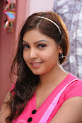 Komal Jha Glamorous Photos in Pink Top-thumbnail-34
