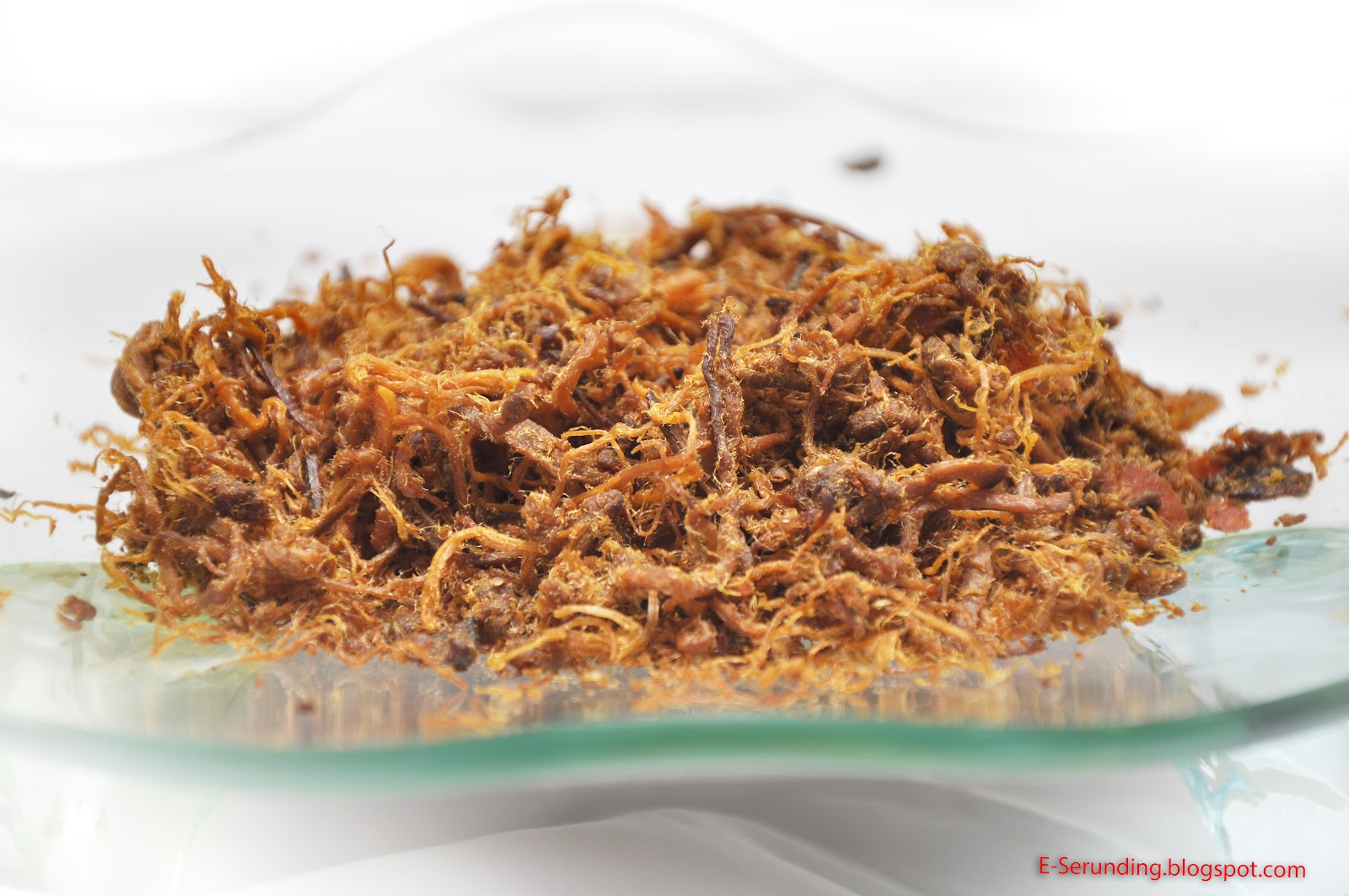 Serundeng Pedas Daging Suwir