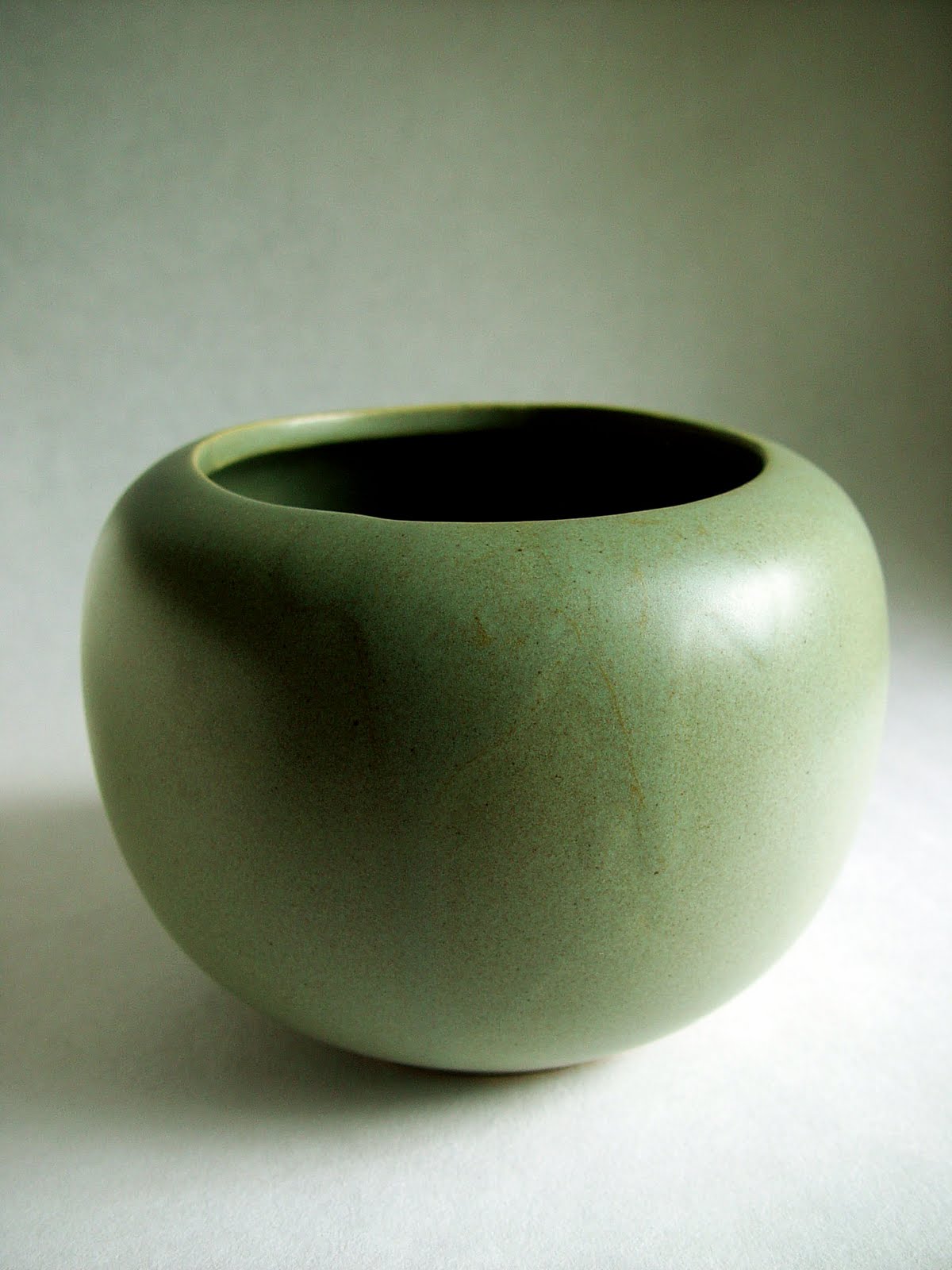 Bijibou Object Mccoy Floraline Vase