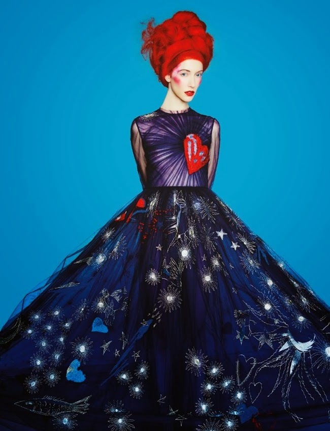 Numéro # 156 Setember 2014, Alana Zimmer Valention 2014 AW Navy Tulle Embroidered Heart Dress
