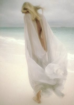 Twisted Threads: Vintage Photography - David Hamilton