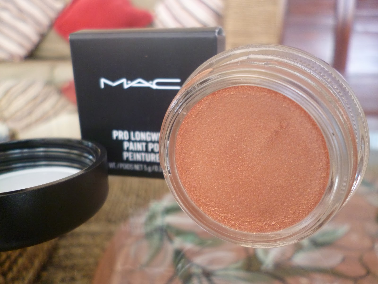 Meg's Boutique MAC Paint Pot Let Me Pop