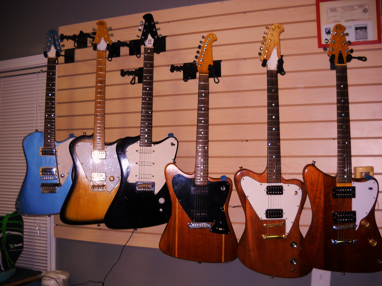 ATLANTIC COAST RECORDING VIC HAND CRAFTED GUITARS