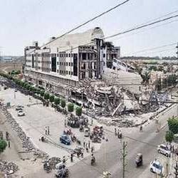 Central India News Madhya Pradesh News Website And Bhopal Blog Minal Residency Targeted Raj Builders Mall Demolished In Bhopal From humble beginning it has grown to more than rs. central india news madhya pradesh news website and bhopal blog blogger