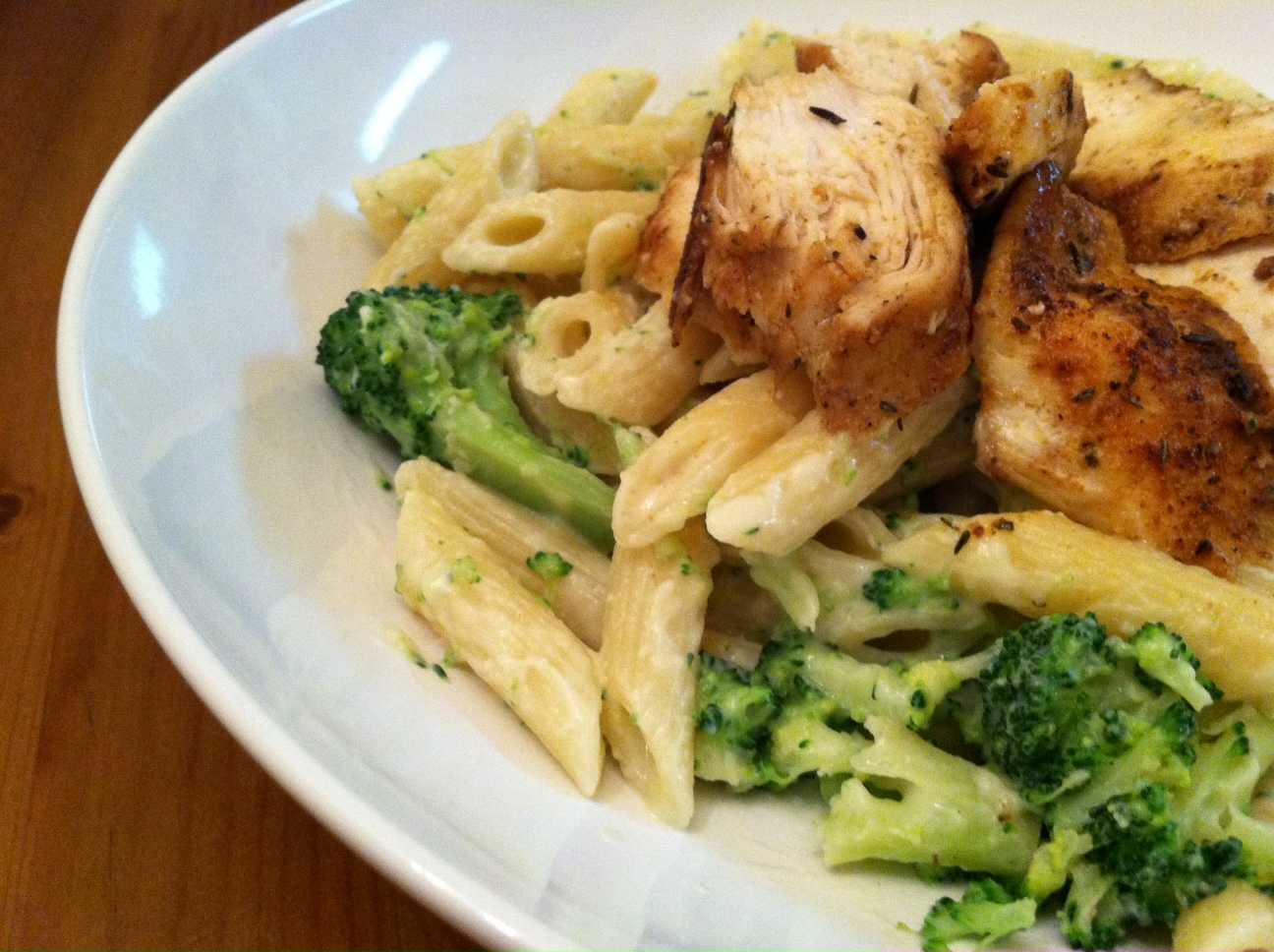 A Taste of Home Cooking Foodbuzz Tastemaker Chicken and Broccoli Alfredo