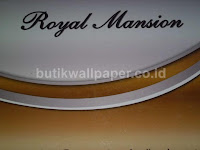 http://www.butikwallpaper.com/2013/05/wallpaper-royal-mansion.html