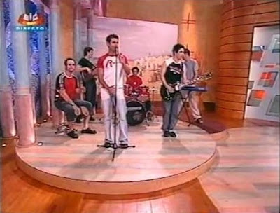 Cantor João Portugal, no programa 'Às 2 Por 3' da SIC