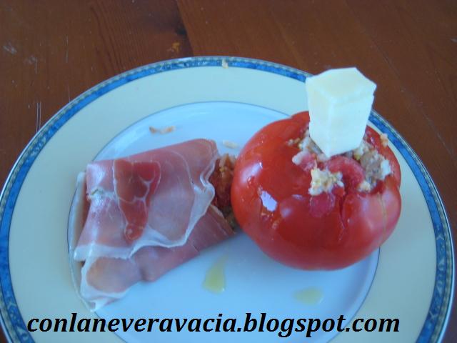 Tomates Rellenos Con Ensalada De Arroz
