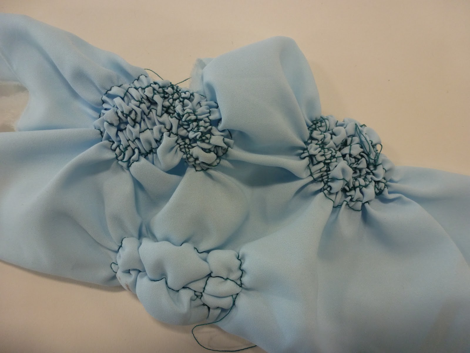 How to Make Bubble Fabric Trim Sewing Tips Fabric manipulation